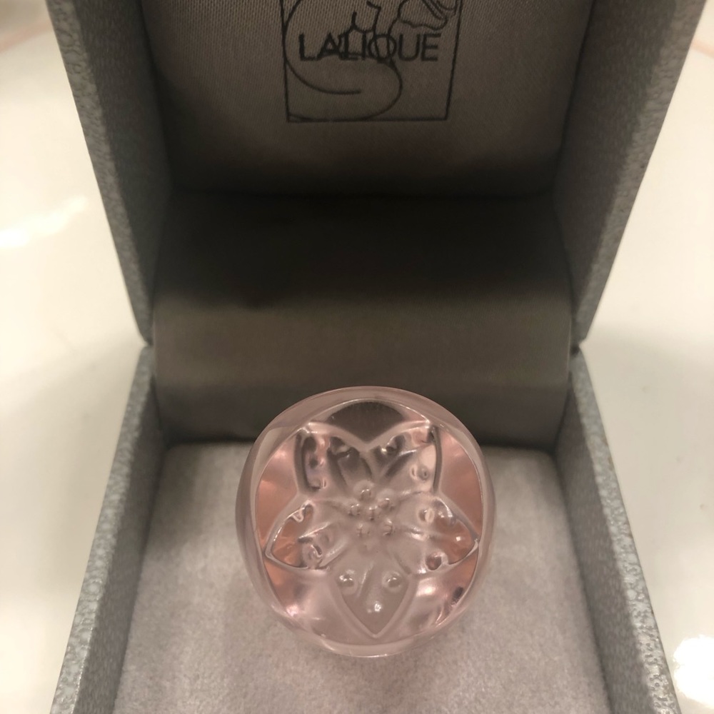 Lalique crystal ring size 7. Rose Carambole design